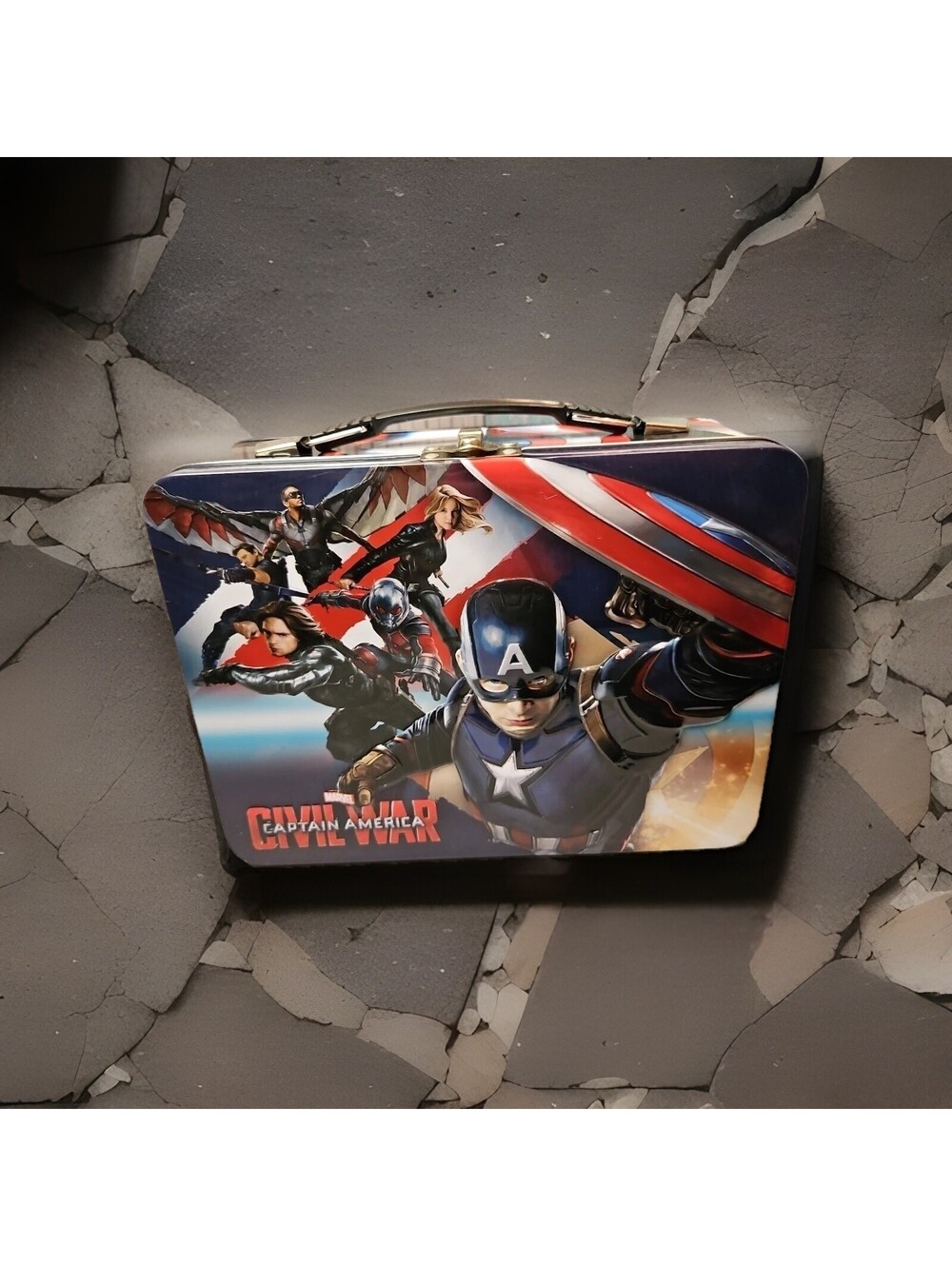 Marval Captain America Metal Lunch Box (A1 0015)